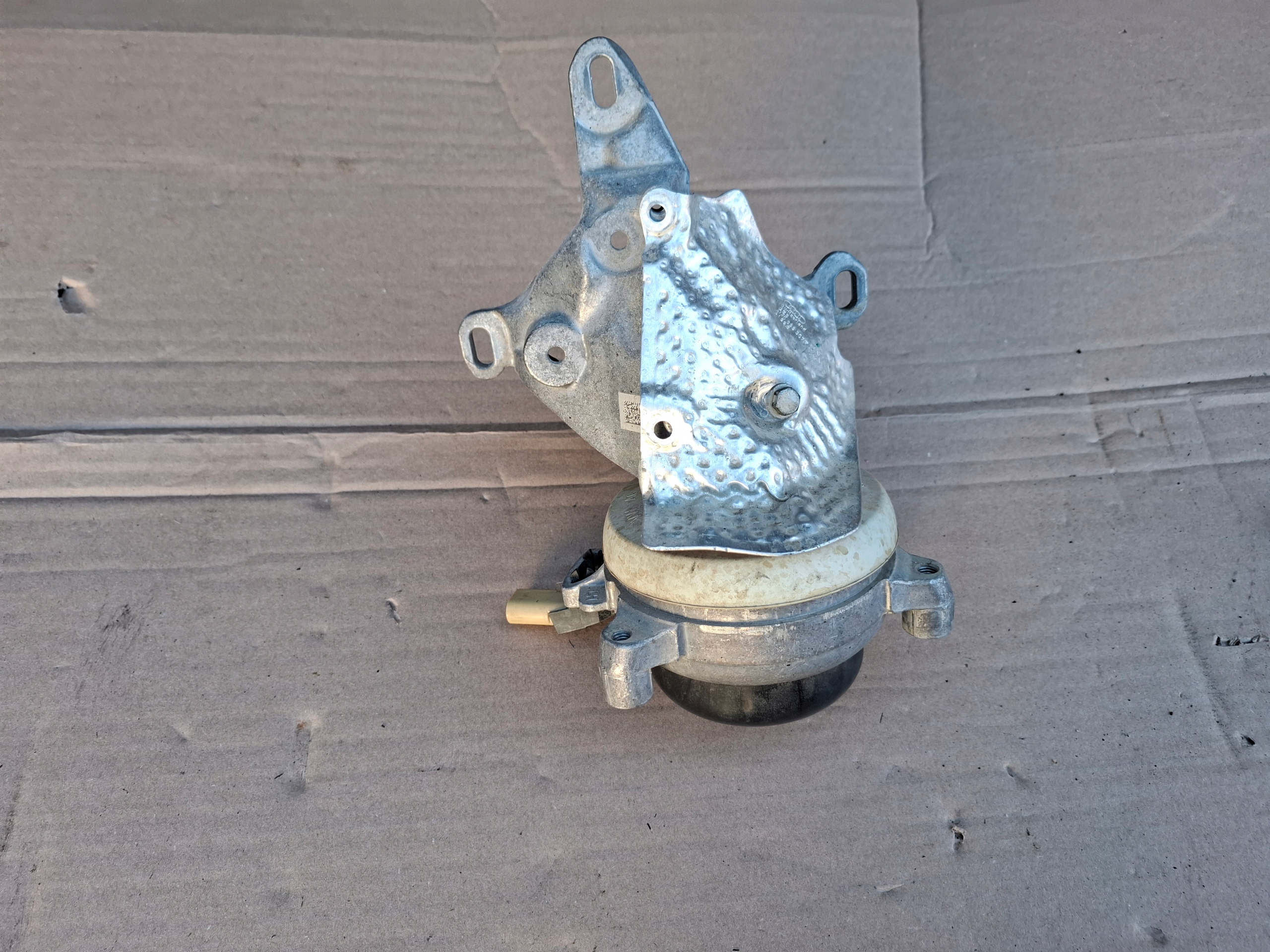 AUDI RS7 RS6 C8 Airbag Stütze Getriebe getriebe links 23r