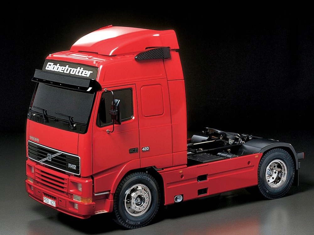 Volvo FH12 Globetrotter Red Rtr Tamiya 23646