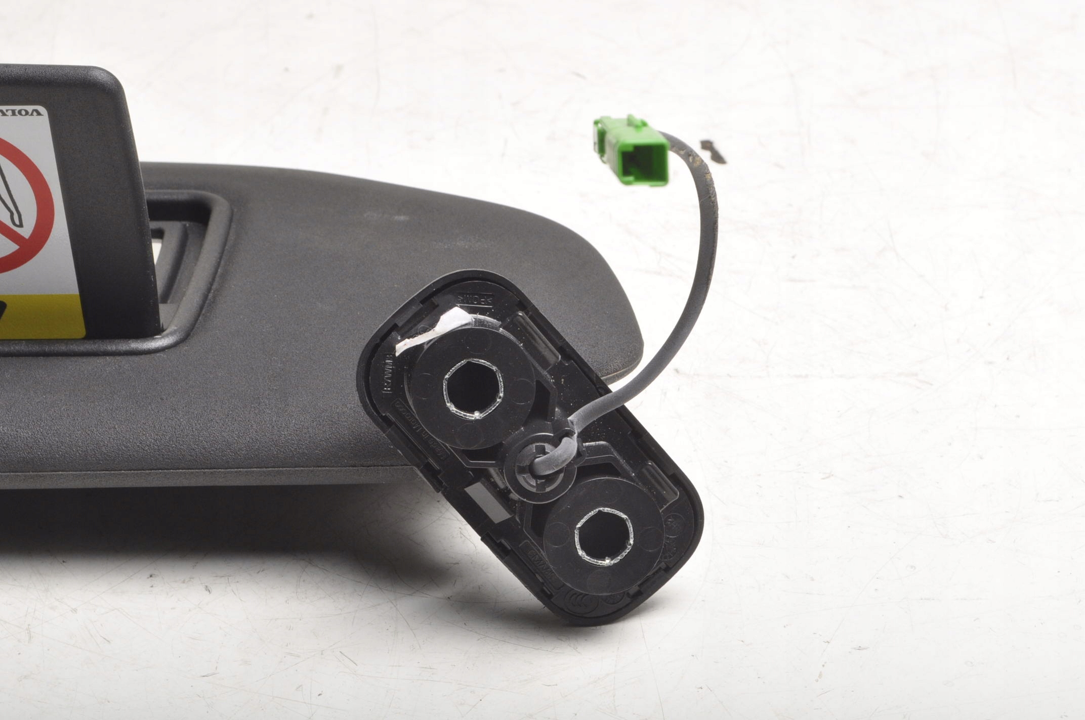 VOLVO XC60 II OSŁONA SŁONECZNIK LEWY 31426316 Producent Volvo OE