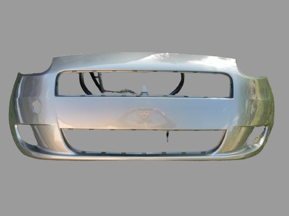 ZDERZAK PRZEDNI FIAT GRANDE PUNTO KOLOR 595/A