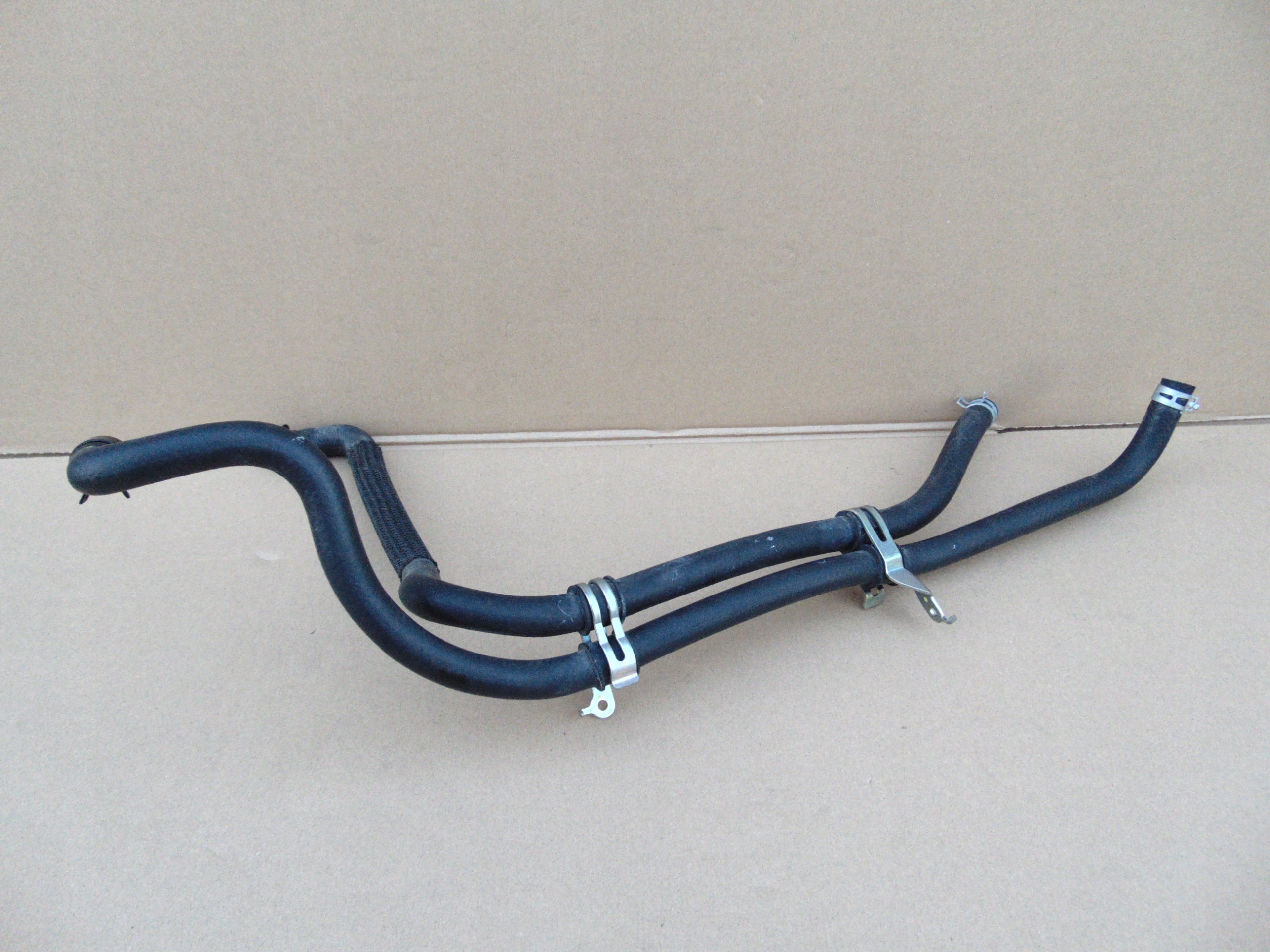 YAMAHA XMAX 125 18 PRZEWODY PLYNU CHLODNICZEGO