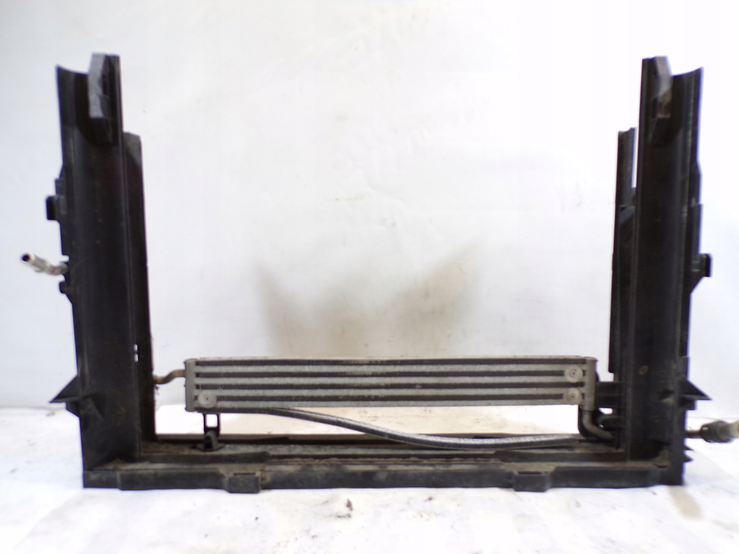 telaio radiatore BMW E60 2.2b
