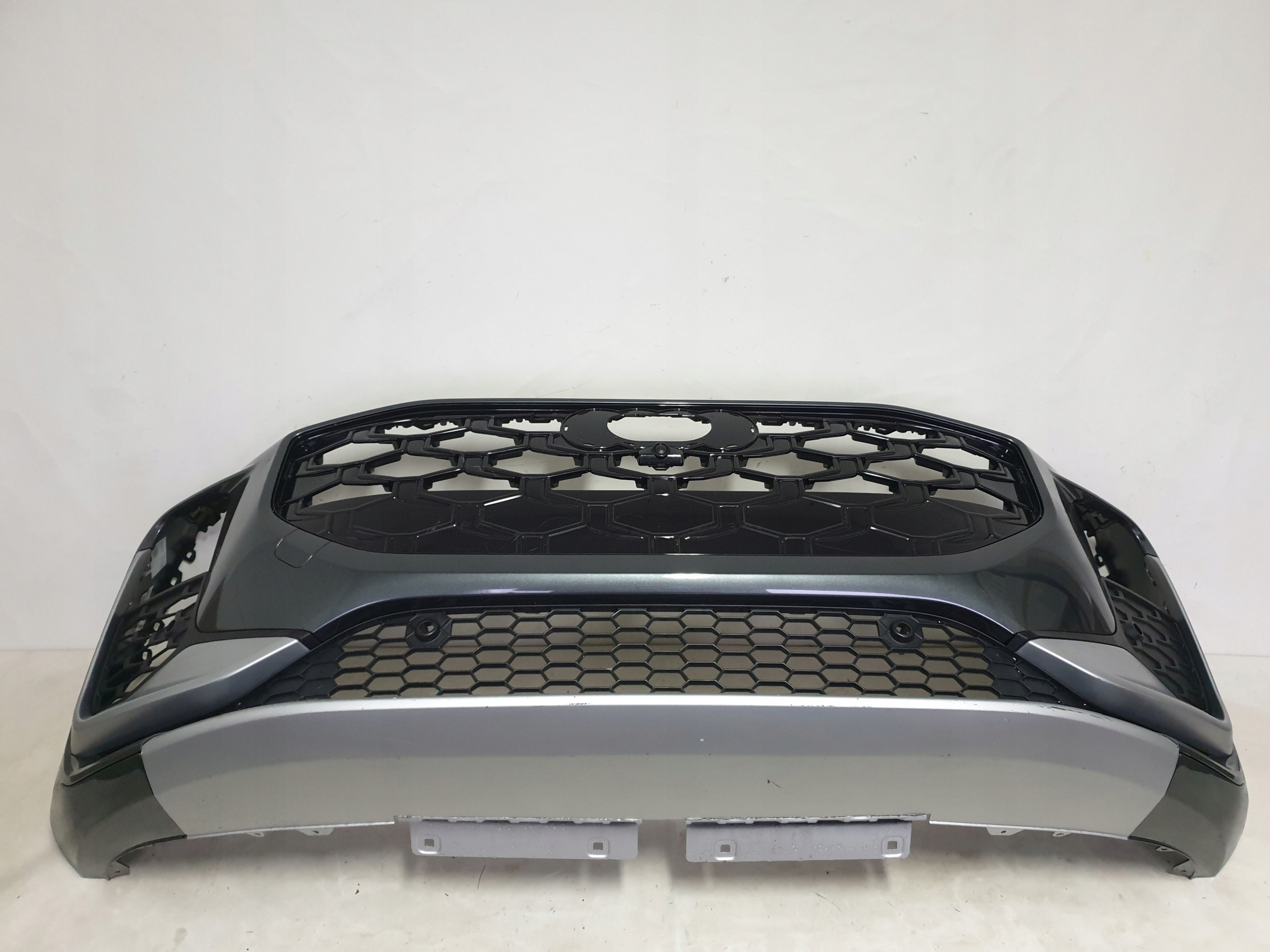 AUDI Q3 III 83H S-LINE 25-> bumper front front 4xPDC 83H807437D