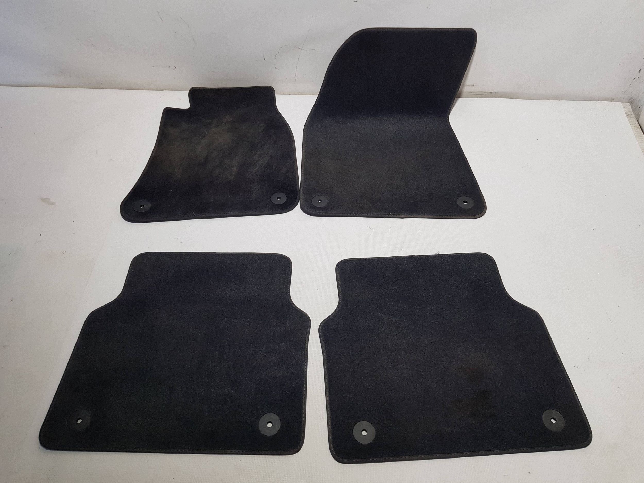 mats samochodowe Komplet Audi A8 S8 D4 4H UK ANGLIK