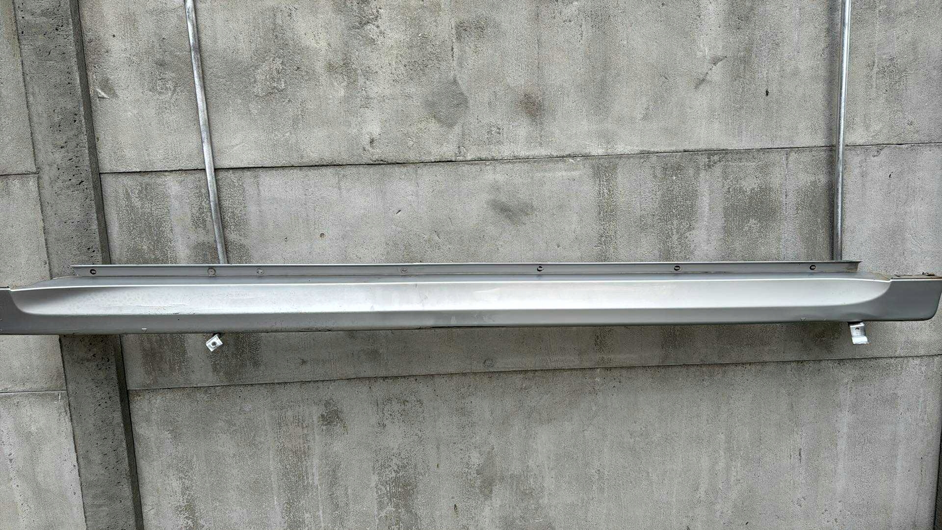 right moulding threshold SAAB 9-3 93 VECTOR ARC sedan kombi threshold colour 268