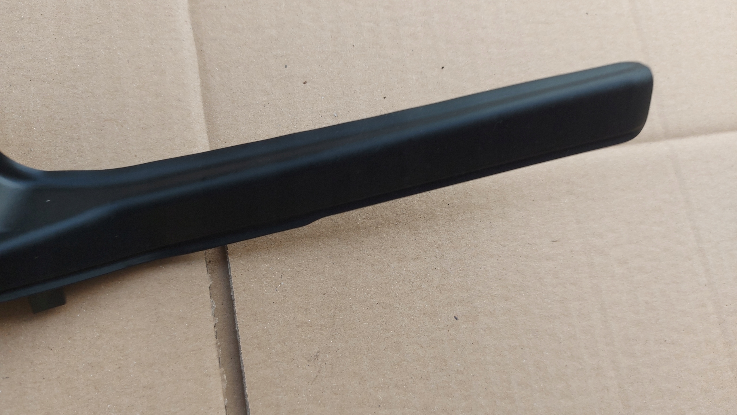 spoiler under the window left TOYOTA RAV4 V 18