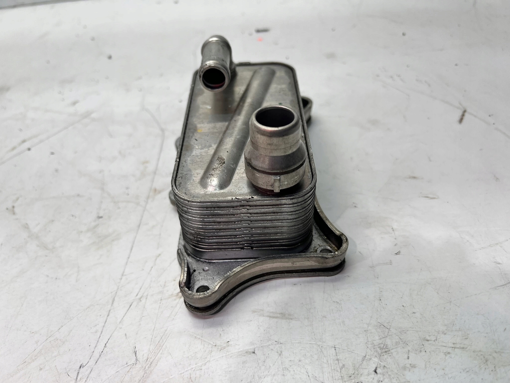 olaj hütö AUDI Q7 4M 06E117021J