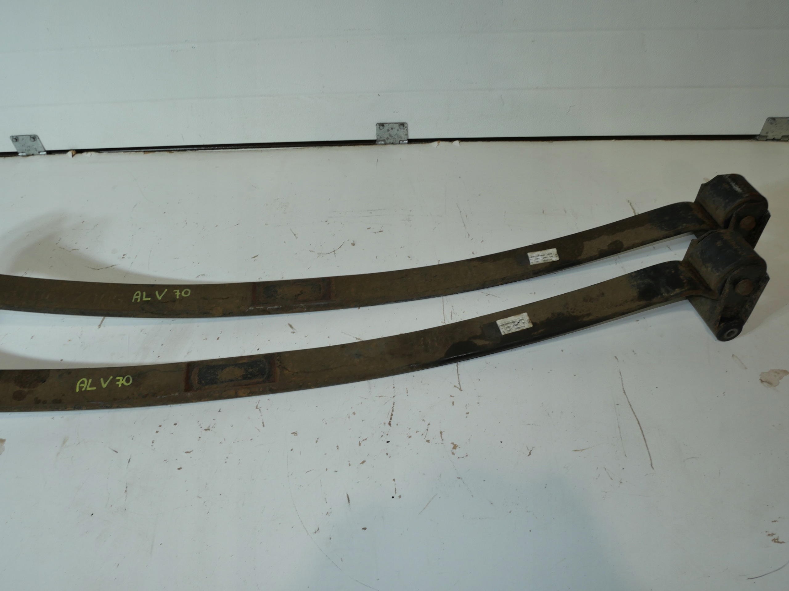 RESOR MERCEDES SPRINTER 906 A9063208106 far