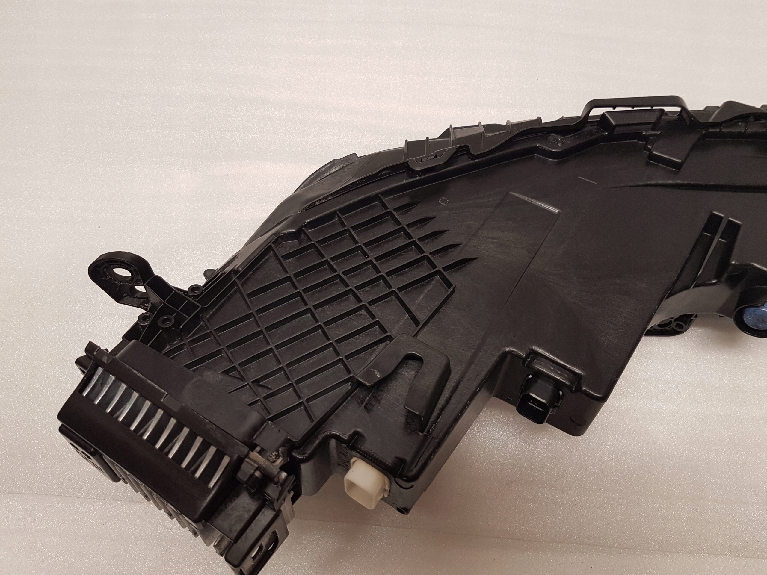 light front right BMW G70 LED 9450080
