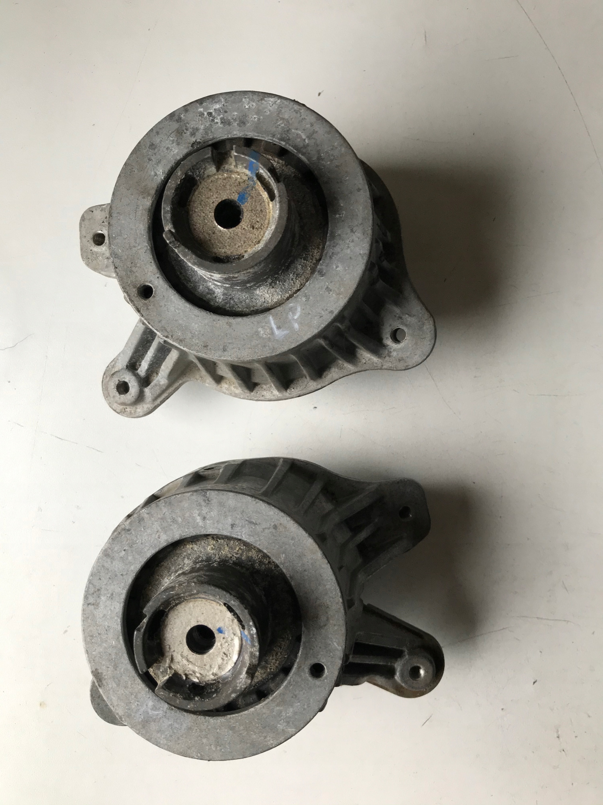 engine mount holder MERCEDES C W205 E W213 2.2 CDI OE