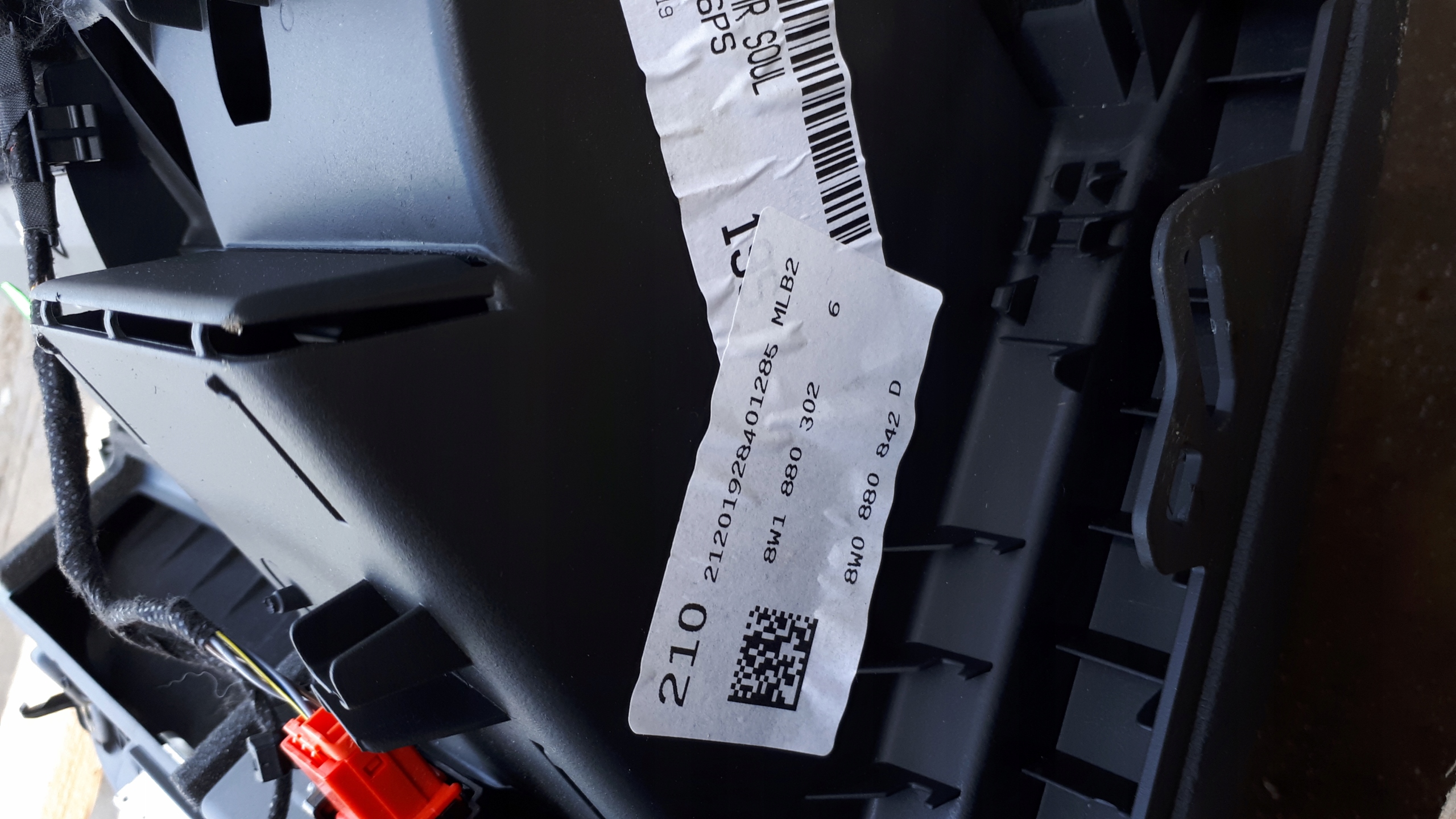 S4 B9 A4 8W бардачок пассажира 8W1880302 америка