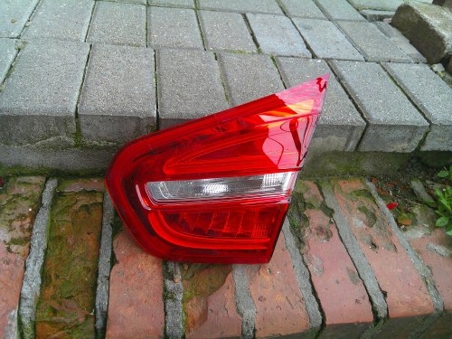 MERCEDES GLA X156 TYLNA PRAWA LAMPA LED KLAPA ORYGINAŁ A1569061458