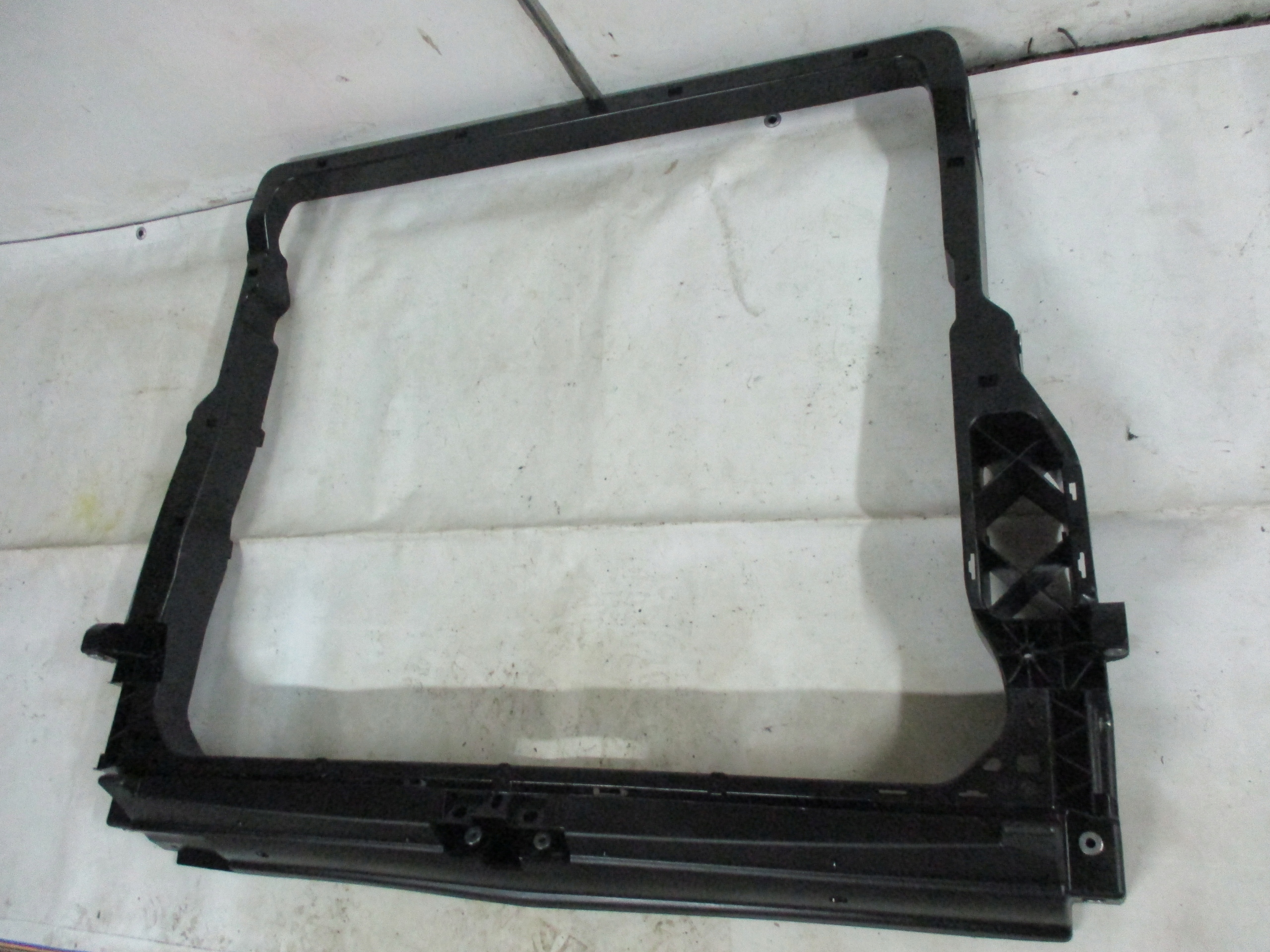 support panel for radiators pillar Man TGA VW Crafter 7C 17r