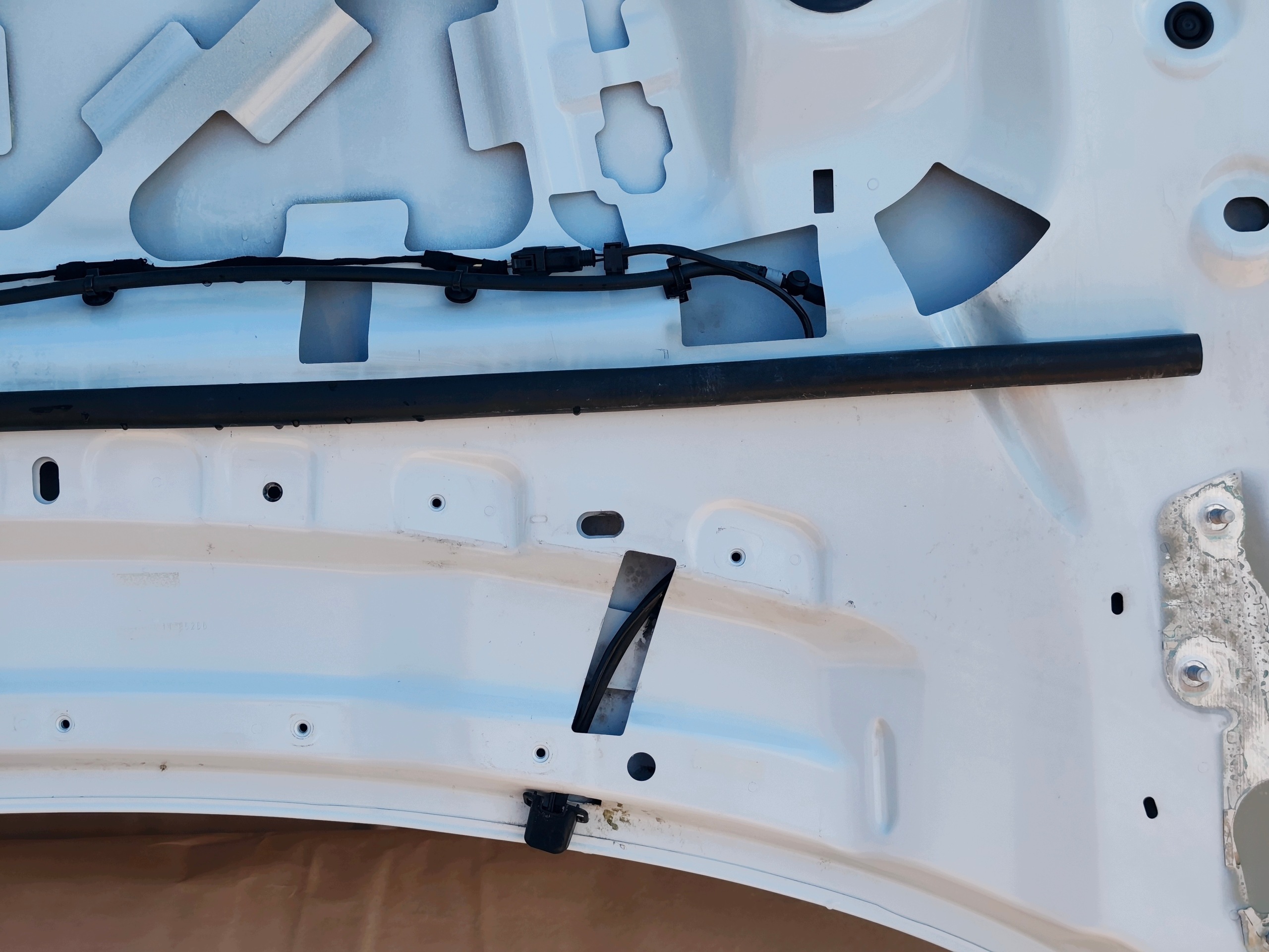 JAGUAR E-PACE 2017-2024 bonnet front original J9C32104