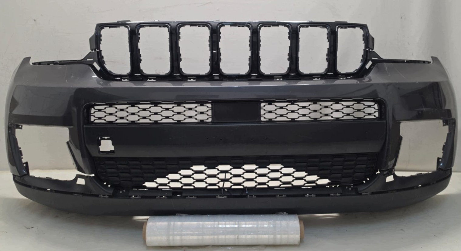 JEEP GRAND CHEROKEE WL 21- bumper front front 6SD13TRMAD
