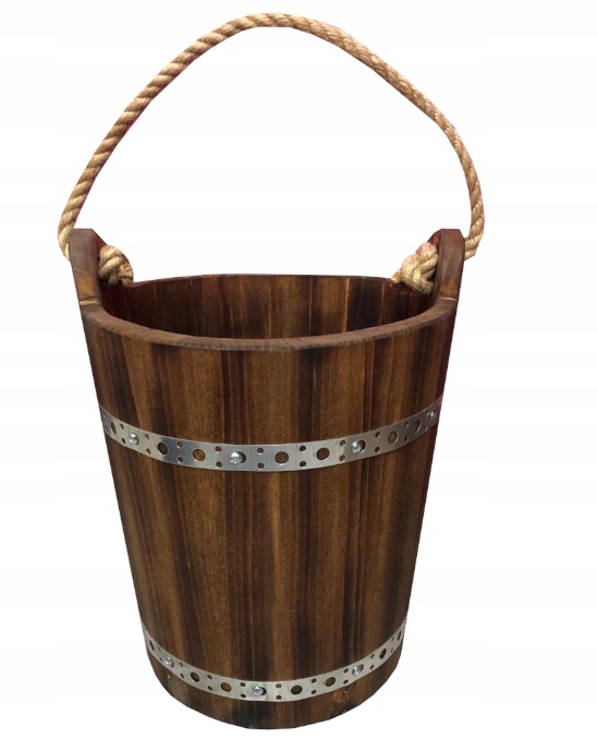 

Wiaderko postarzane drewniane studnia , wiadro