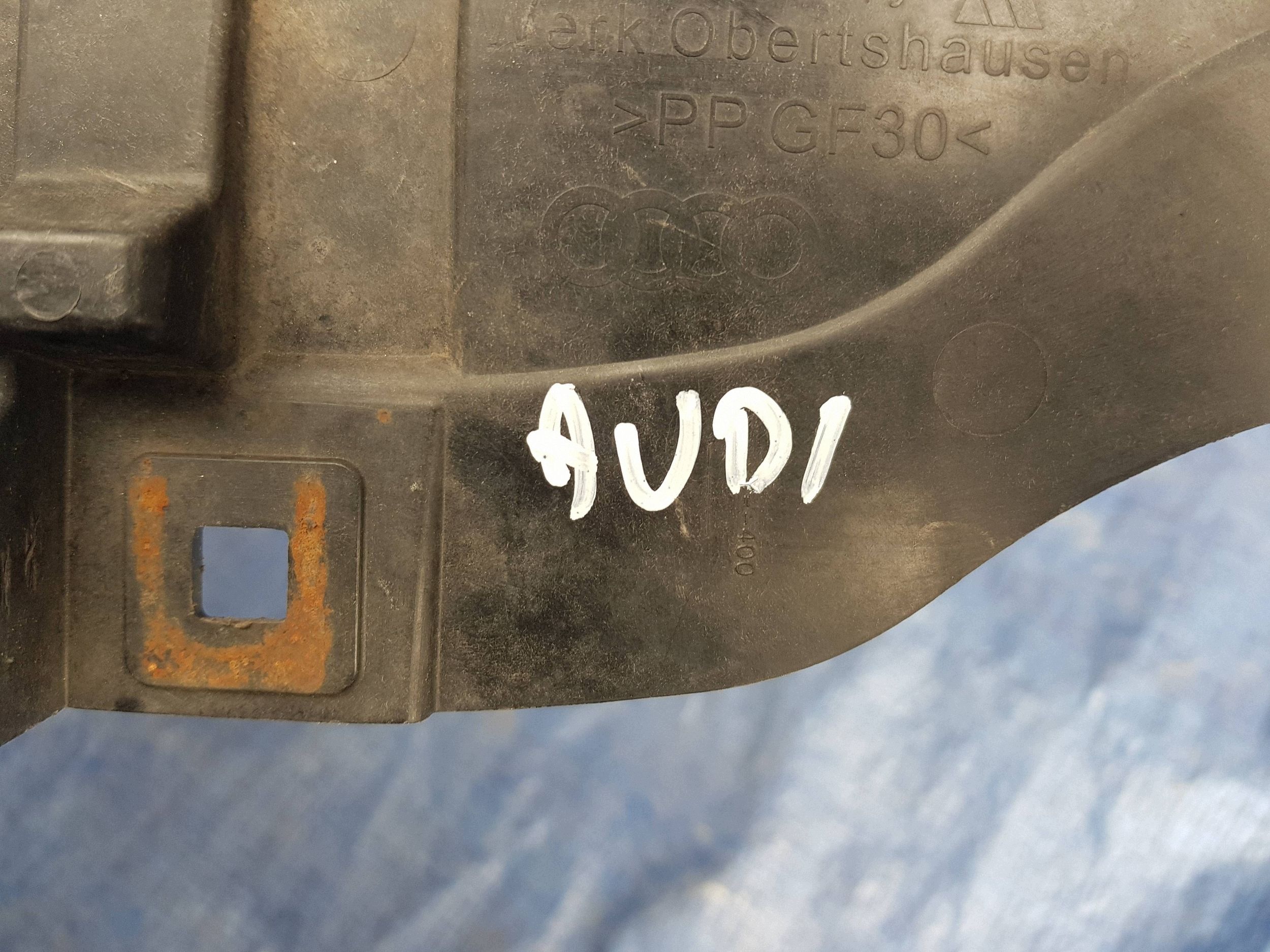 cover lower below bumper of a bumper AUDI A8 D4