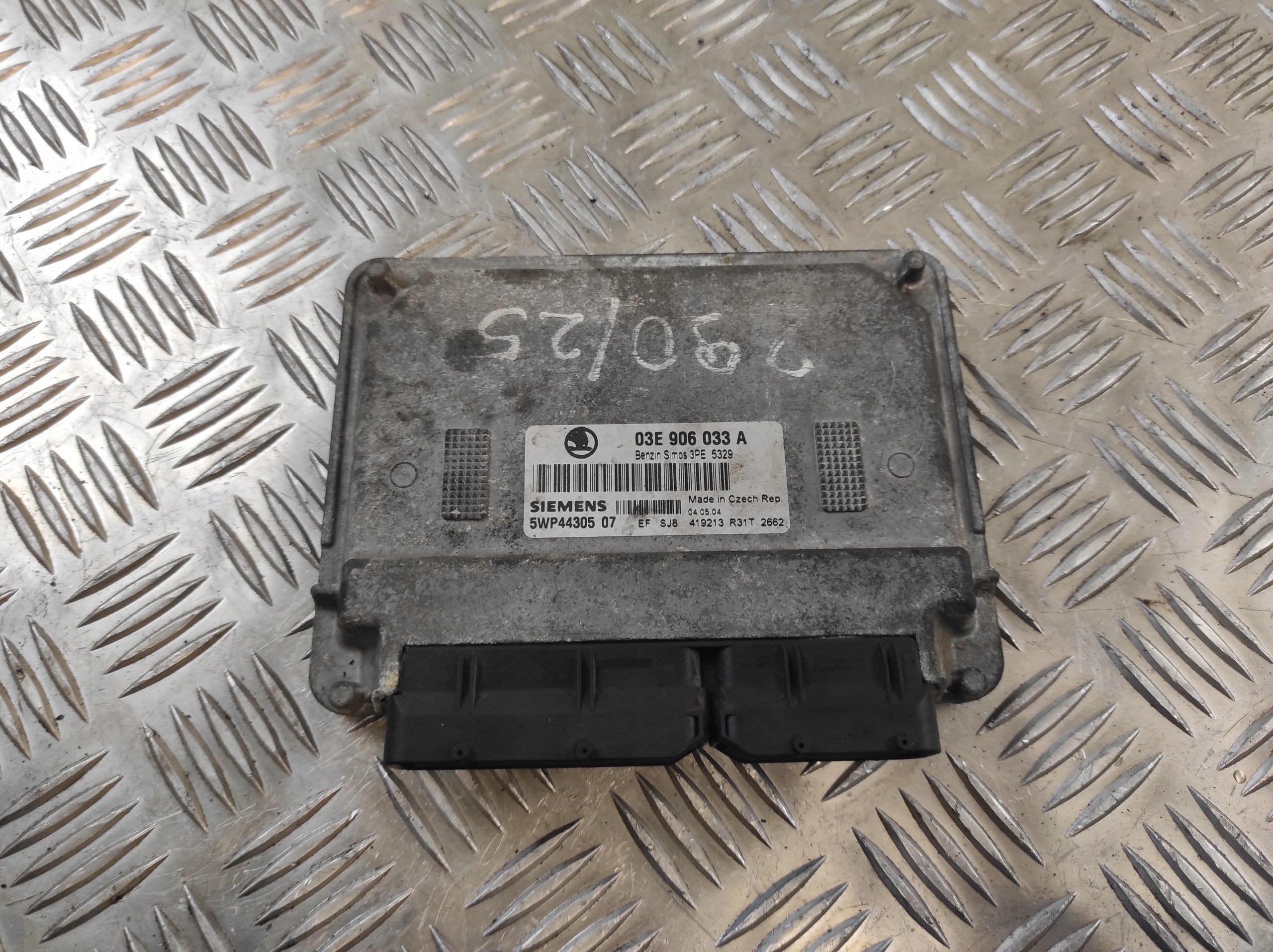 computer Centralina Motore SKODA FABIA e 1 1.2 B 64 KM 03E 906 033 A