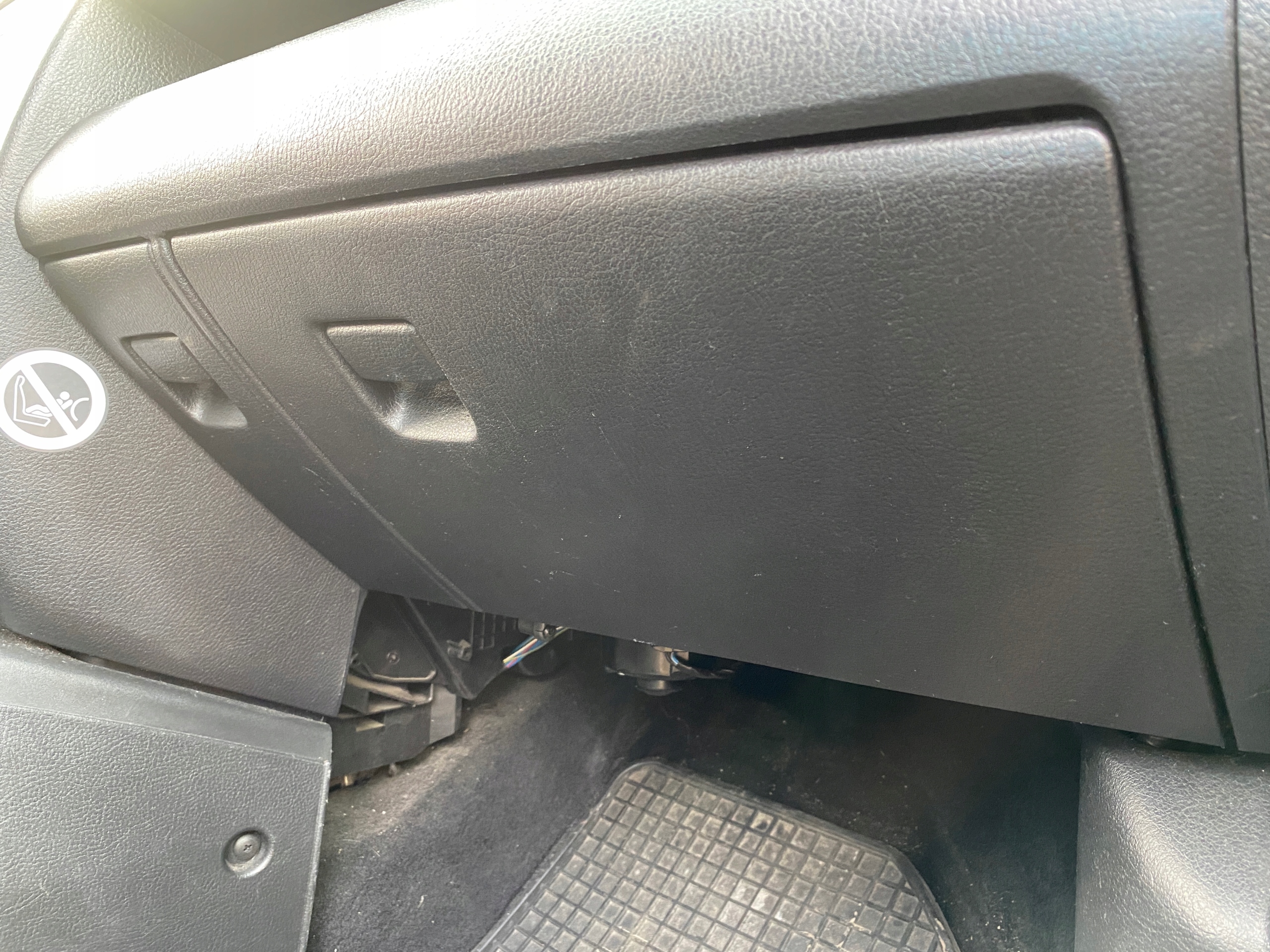 Mazda 2 1 e FL 03-07 CASSETTO PORTAOGGETTI passeggeri