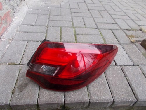 OPEL ASTRA J IV 4 09- LAMPA PRAWA TYLNA SEDAN ORYGINAŁ