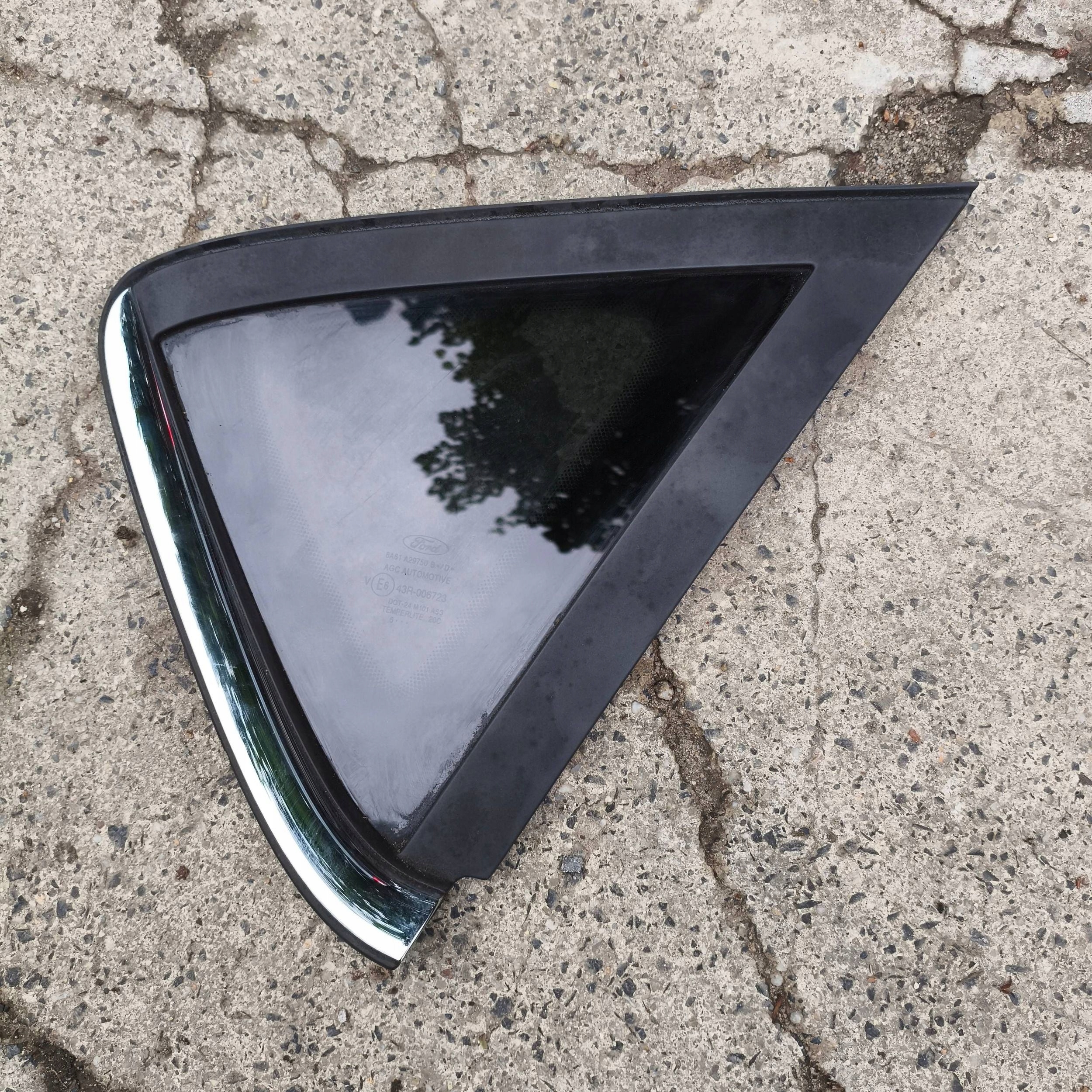 window side rear bodywork left Ford Fiesta MK7 LIFT 2016
