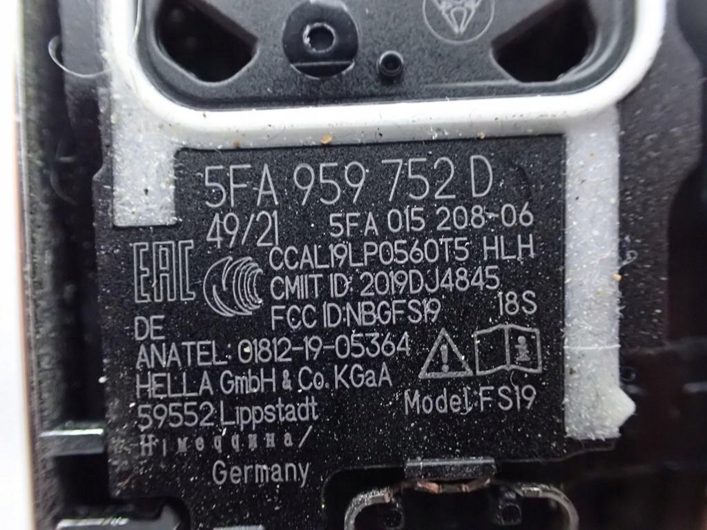 KLUCZYK KLUCZ PILOT ORYGINAŁ 5FA959752D CUPRA BORN 22R Numer katalogowy oryginału WERSJA EUROPEJSKA EUROPA EU ( K11 )