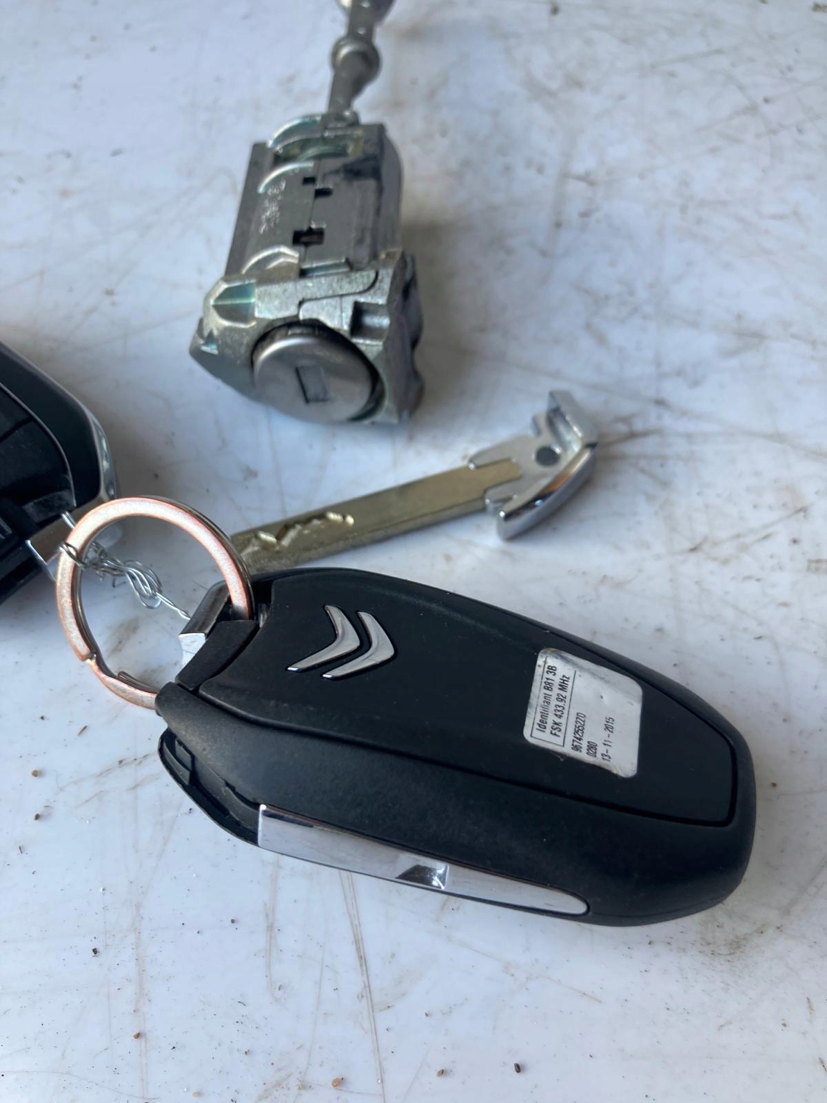 Insert Clé PILOT CITROEN C4 II B7