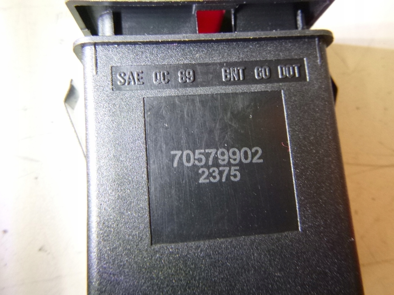 light switch of warning lights VW Passat B5 Lift