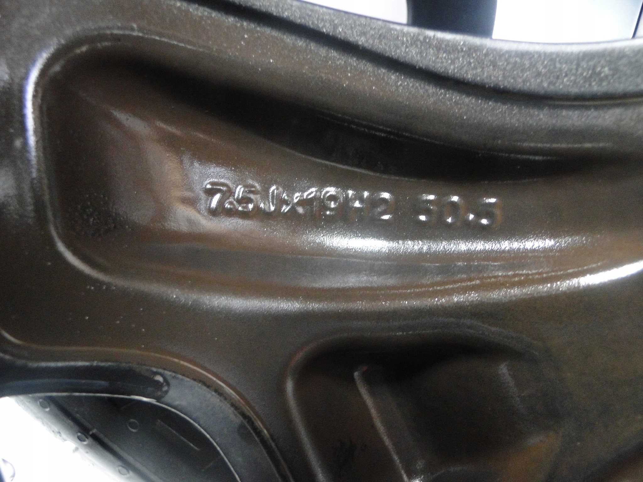 KOŁA FELGI KIA SPORTAGE 19' 7,5Jx19H2 ET50 Średnica felgi 19