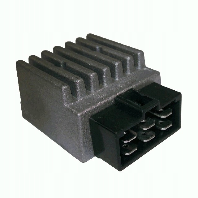 Regulator napięcia Derbi Senda (3+3 Pin) (alu) RET000057