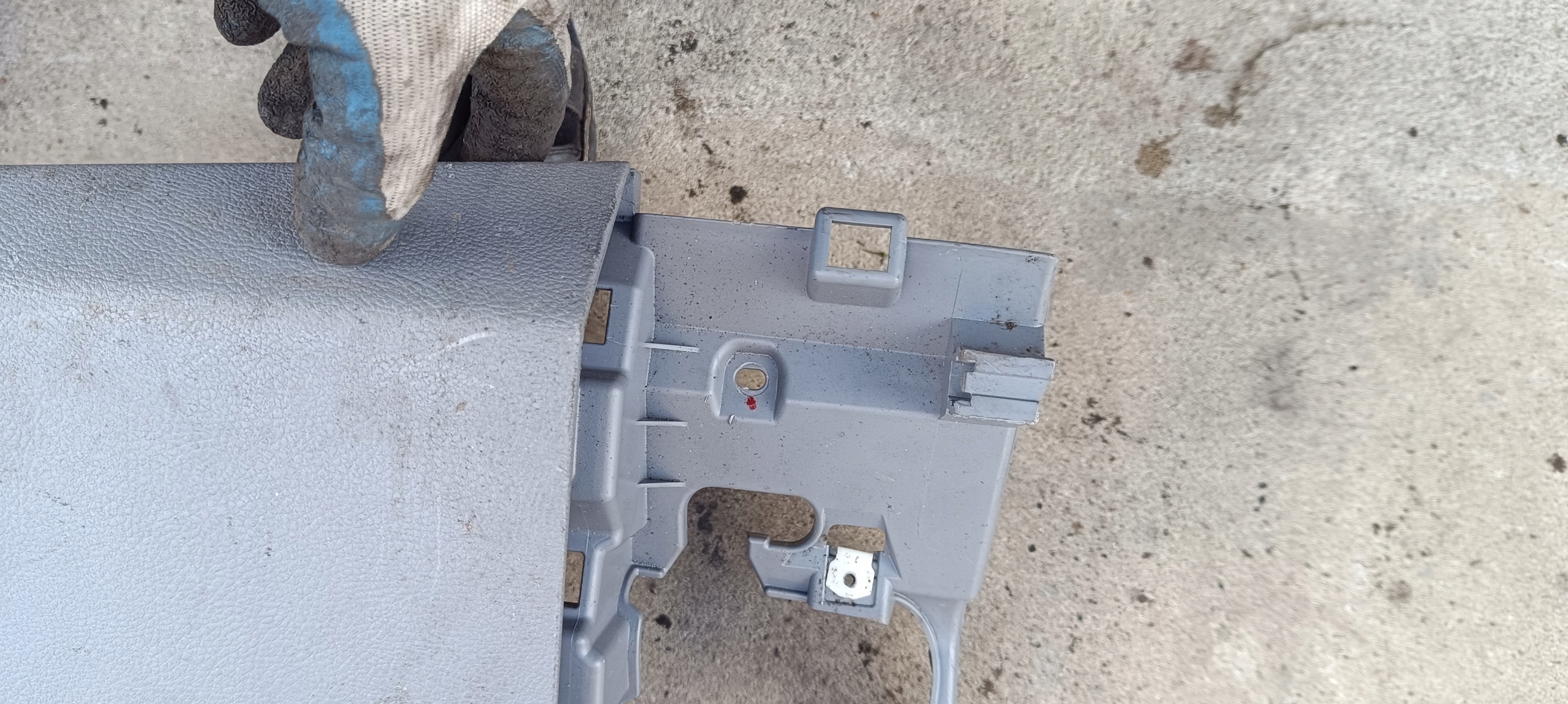 pretinac suvozača suvozača Ford Custom BK31-V06010-CDW