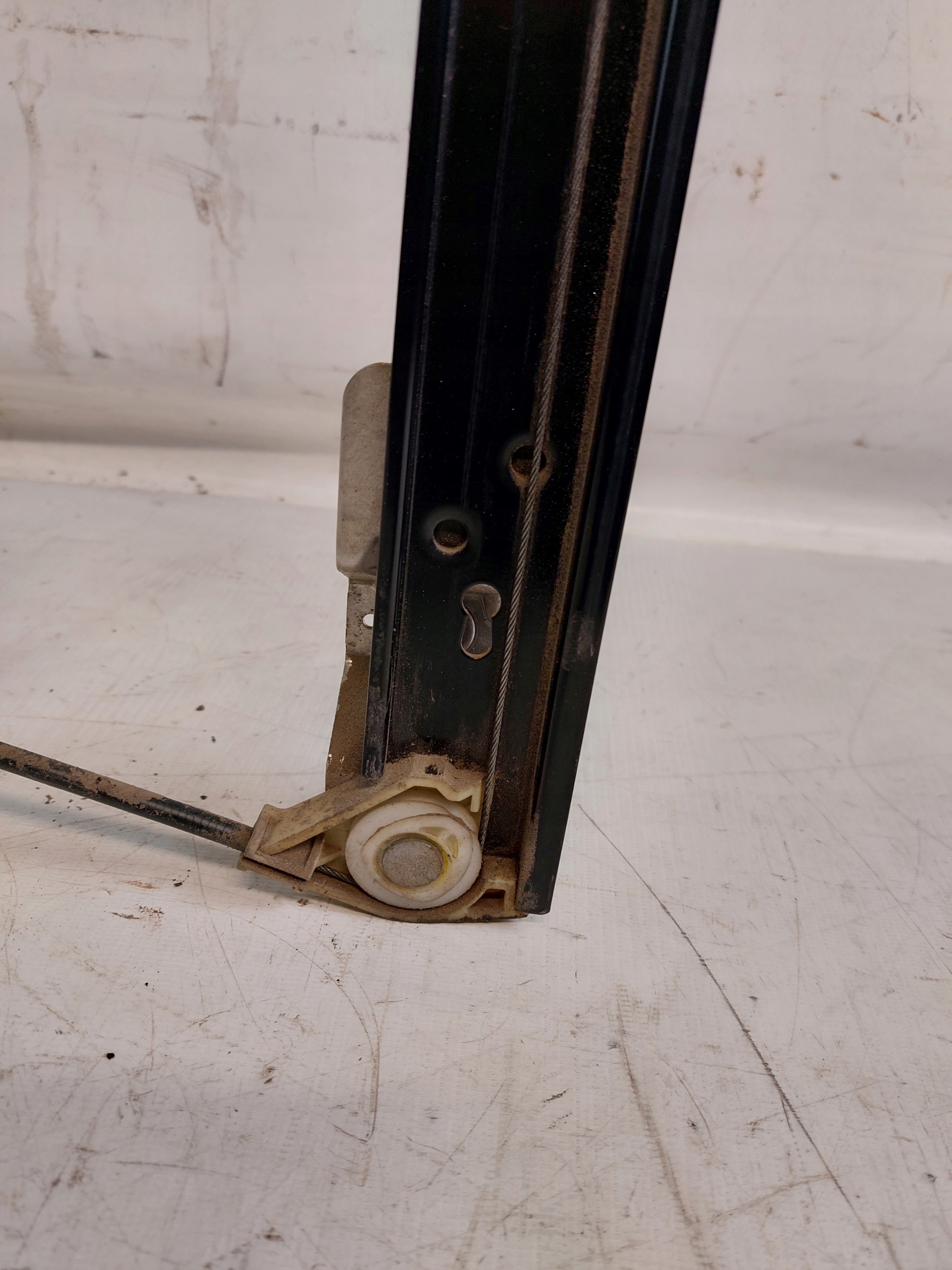window regulator left rear part AUDI A4 B6 sedan