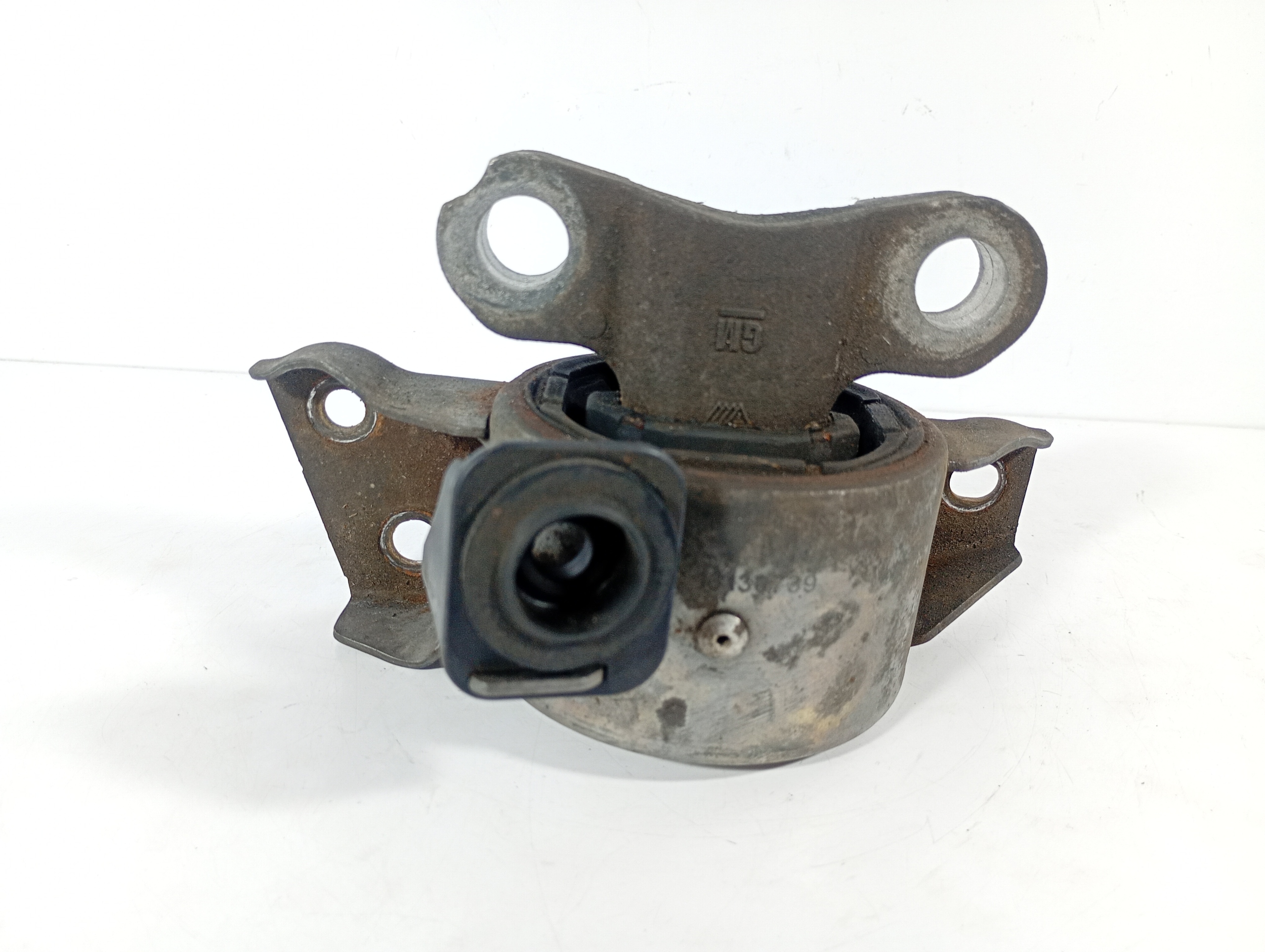 Opel Corsa D 06-14 engine mount OE 468646740