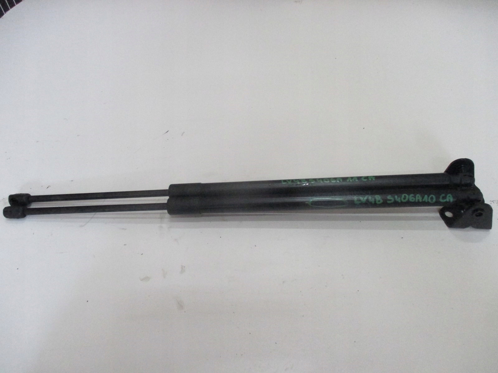 DÄMPFER HECKKLAPPE FORD KUGA MK3 LV4B-S406A10CA LV4B-S406A11CA