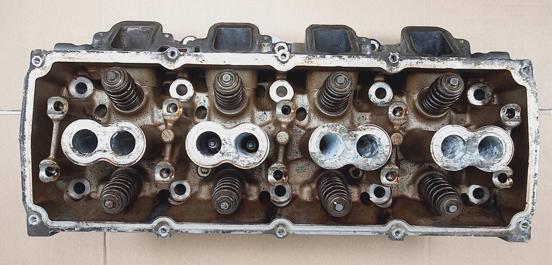 GŁOWICA SILNIKA DODGE RAM 5.7 53021616BA