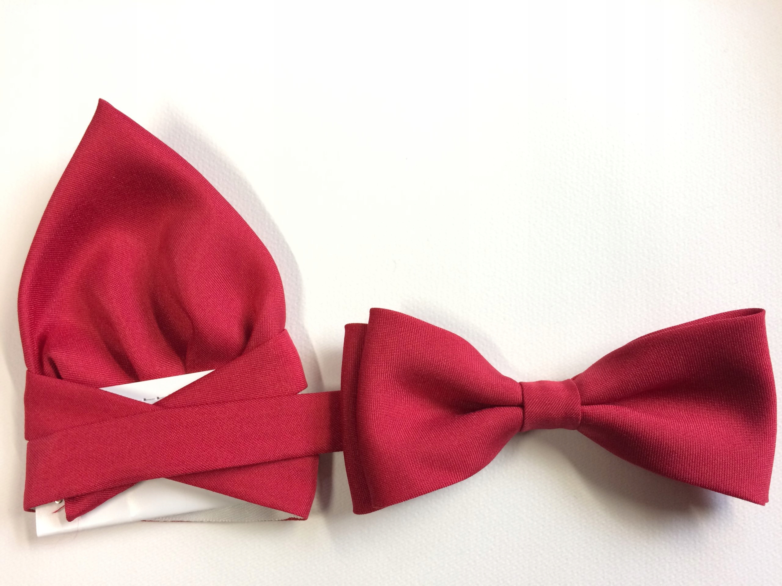 CZERWONA MUCHA MĘSKA MUSZKA z WYPUSTKĄ- POSZETKĄ Kod producenta 12