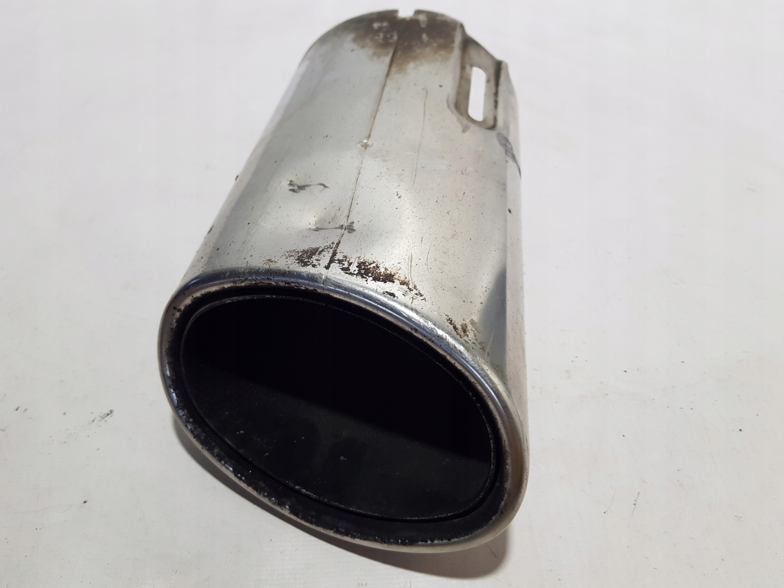 TERMINALE dello scarico MERCEDES W204 Destro