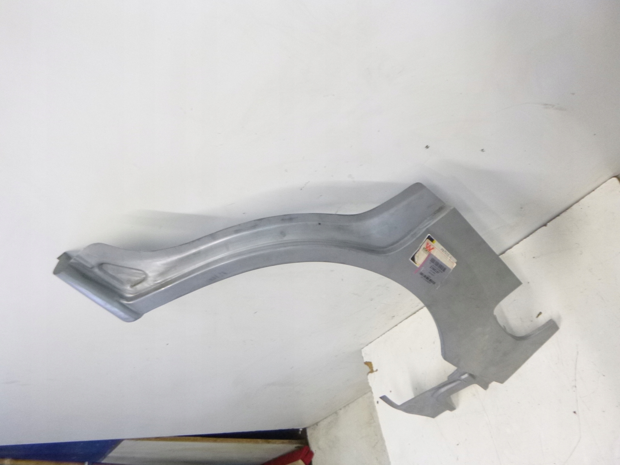 fender Reperaturka rear left Mazda Premacy 2005r.