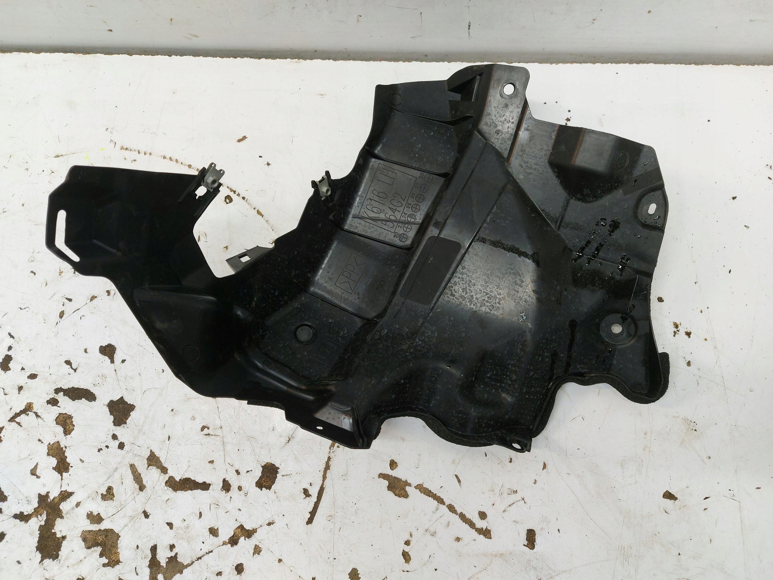 Mazda CX60 PHEV cover partition wall left K616564G2