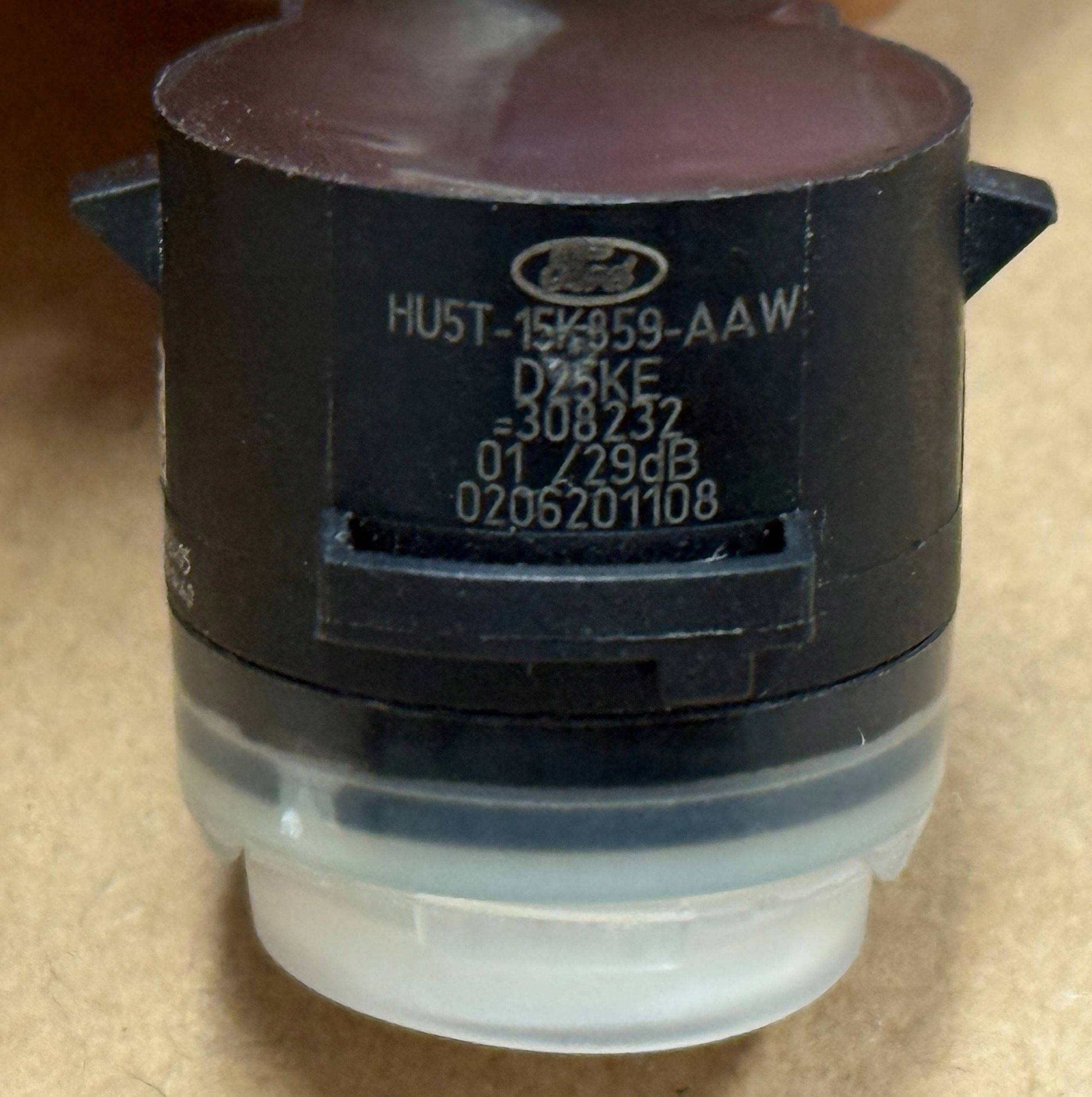 FORD FIESTA MK8 2017-2021 Sensor Parken PDC FROZEN WHITE