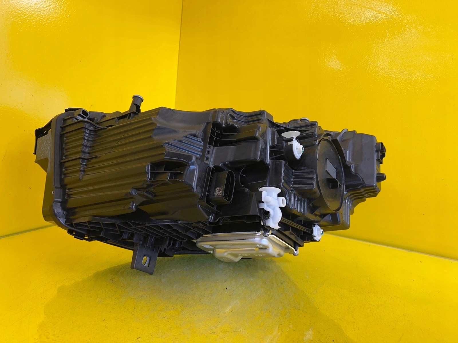LIGHT RIGHT MERCEDES W247 PERFORMANCE A2479064004 USA