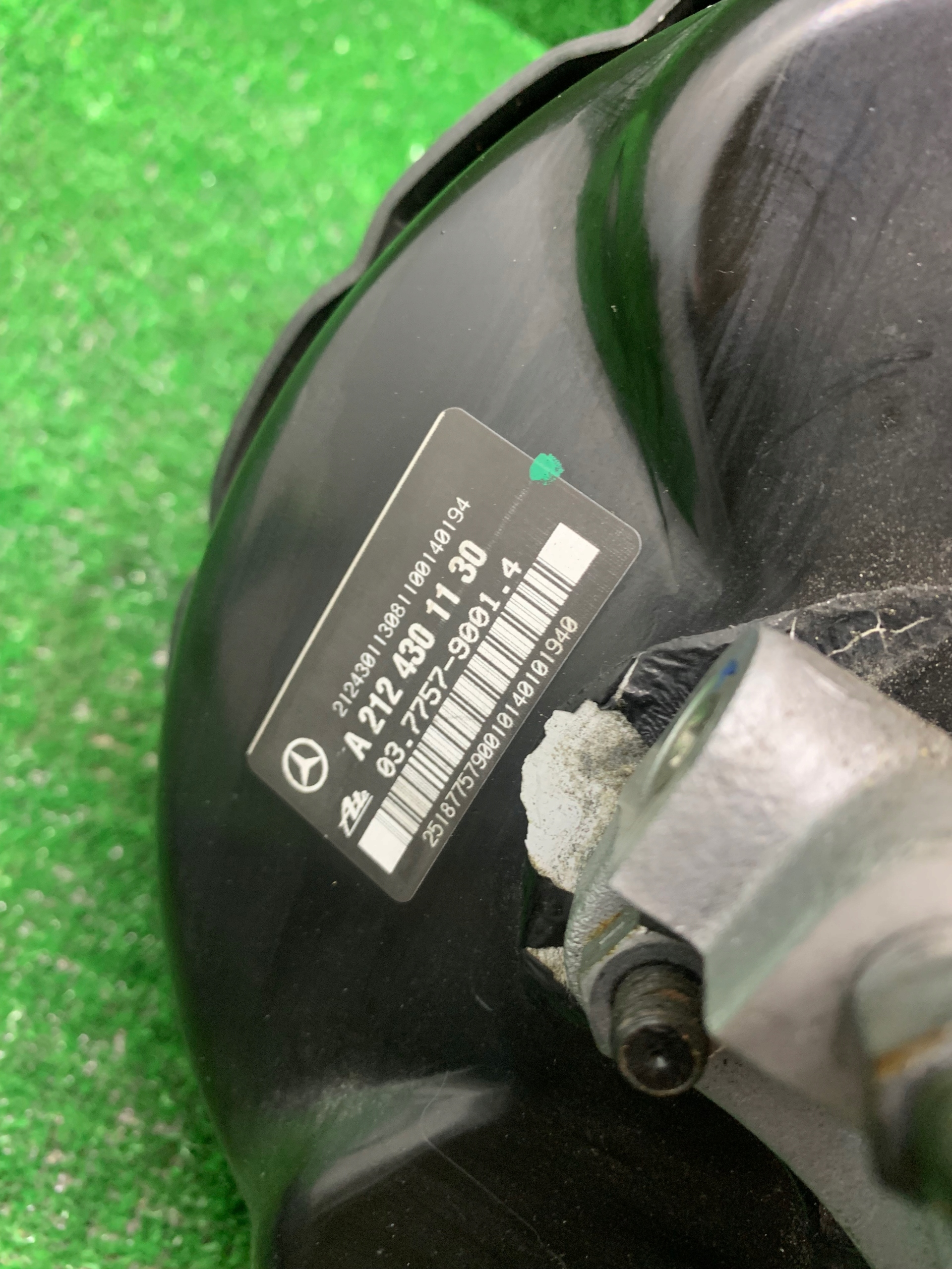 Pompa servo MERCEDES W212 A2124301130