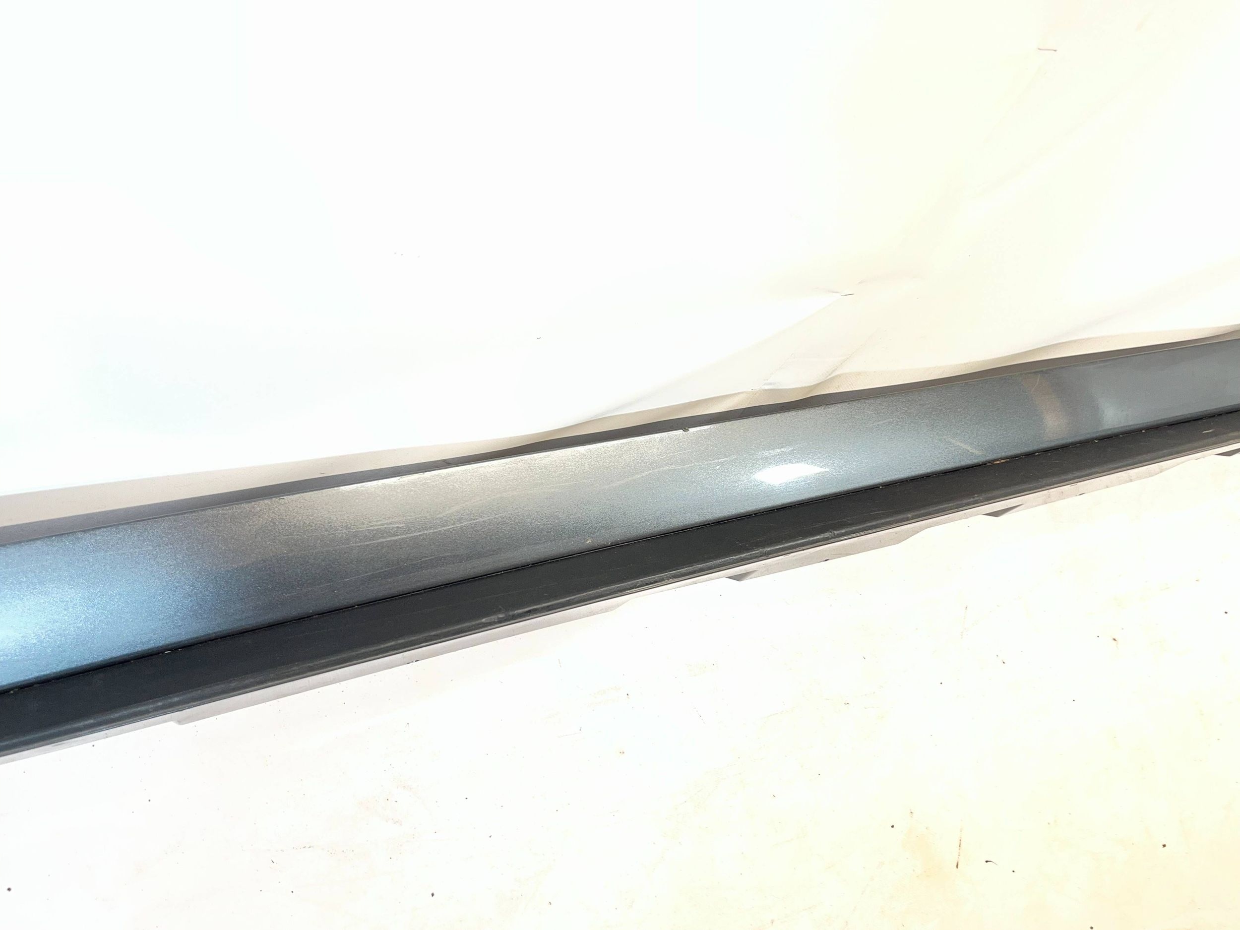 moulding threshold right S-LINE Audi A5 8W8853860A CALA