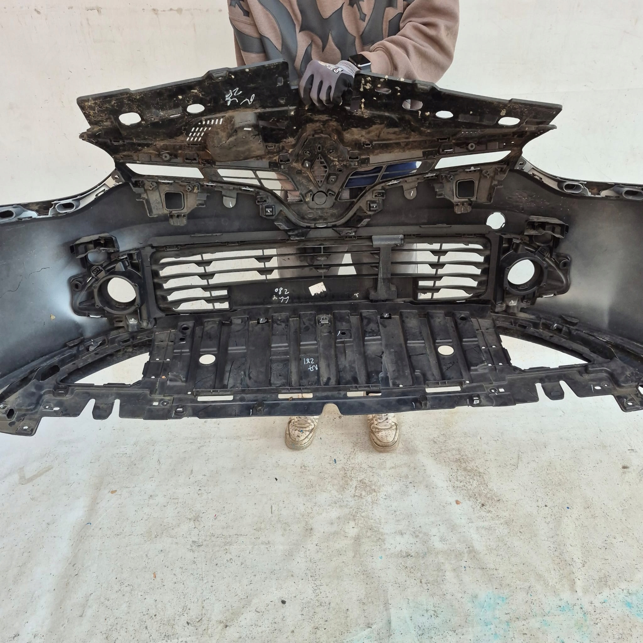 RENAULT CLIO IV 4 12-16 bumper front front + cover