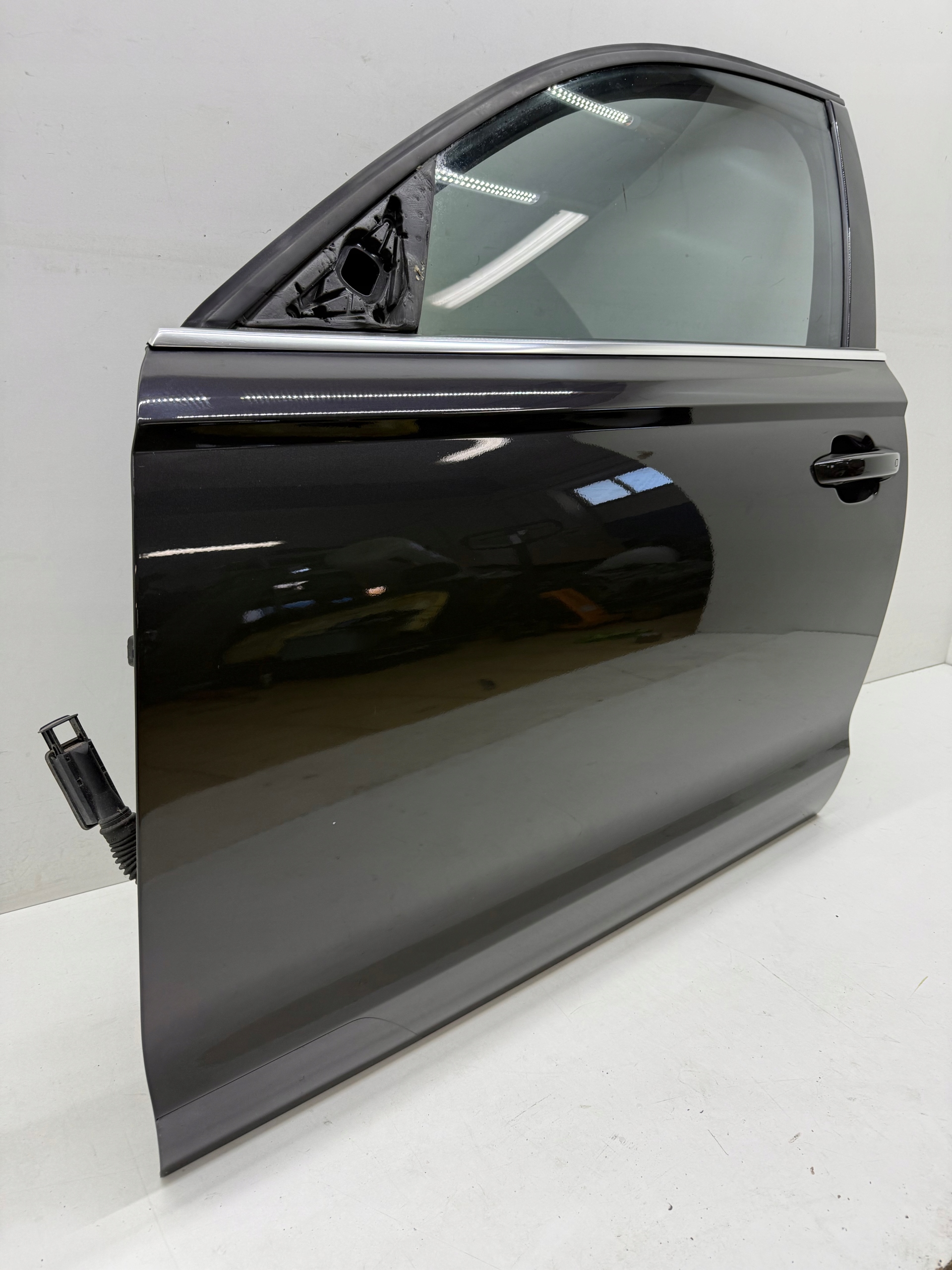 AUDI A6 S6 C7 door driver´s left front LX7U complete