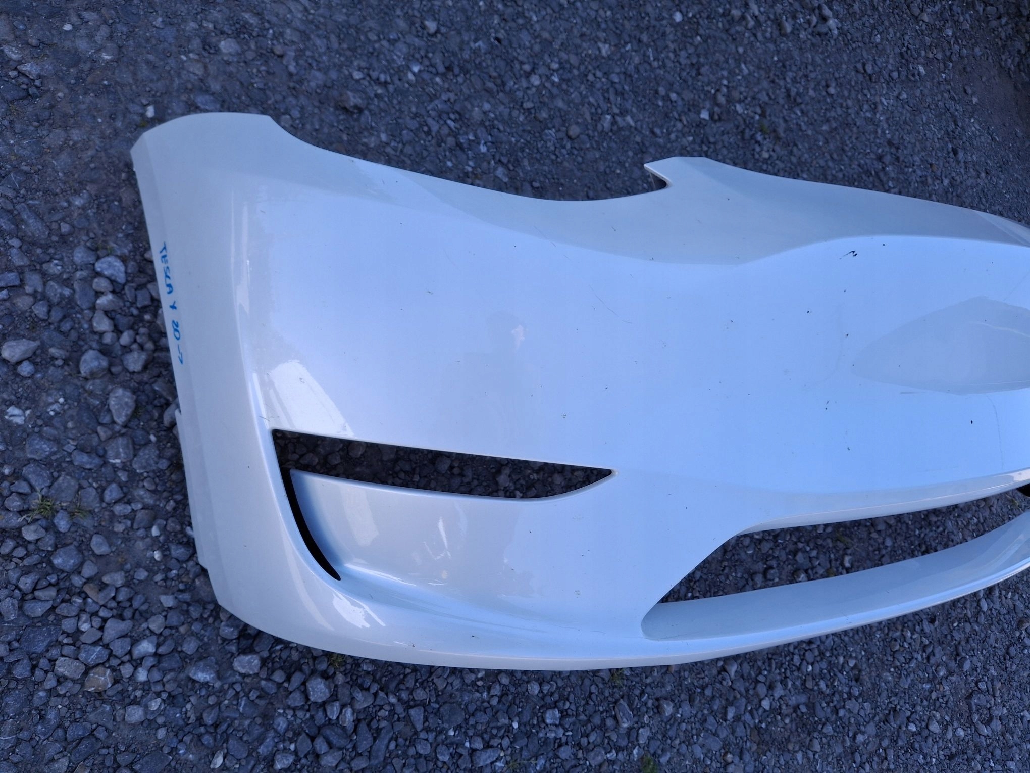 front bumper TESLA MODEL Y 2020R->