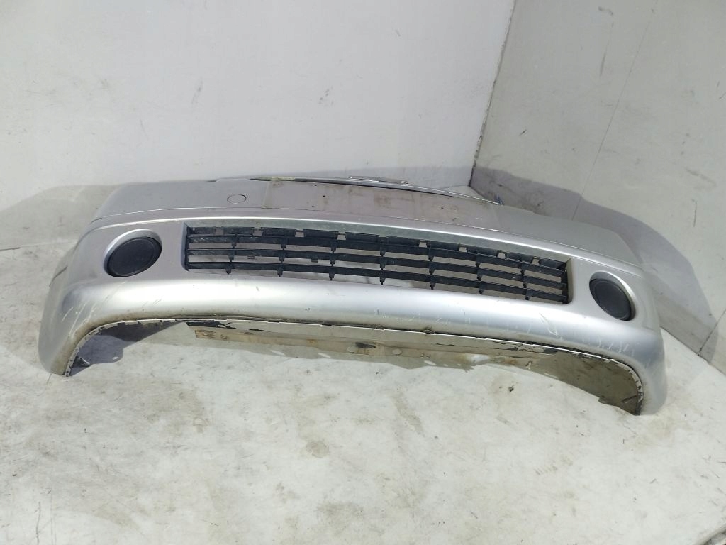 Citroen C2 and bumper front front
