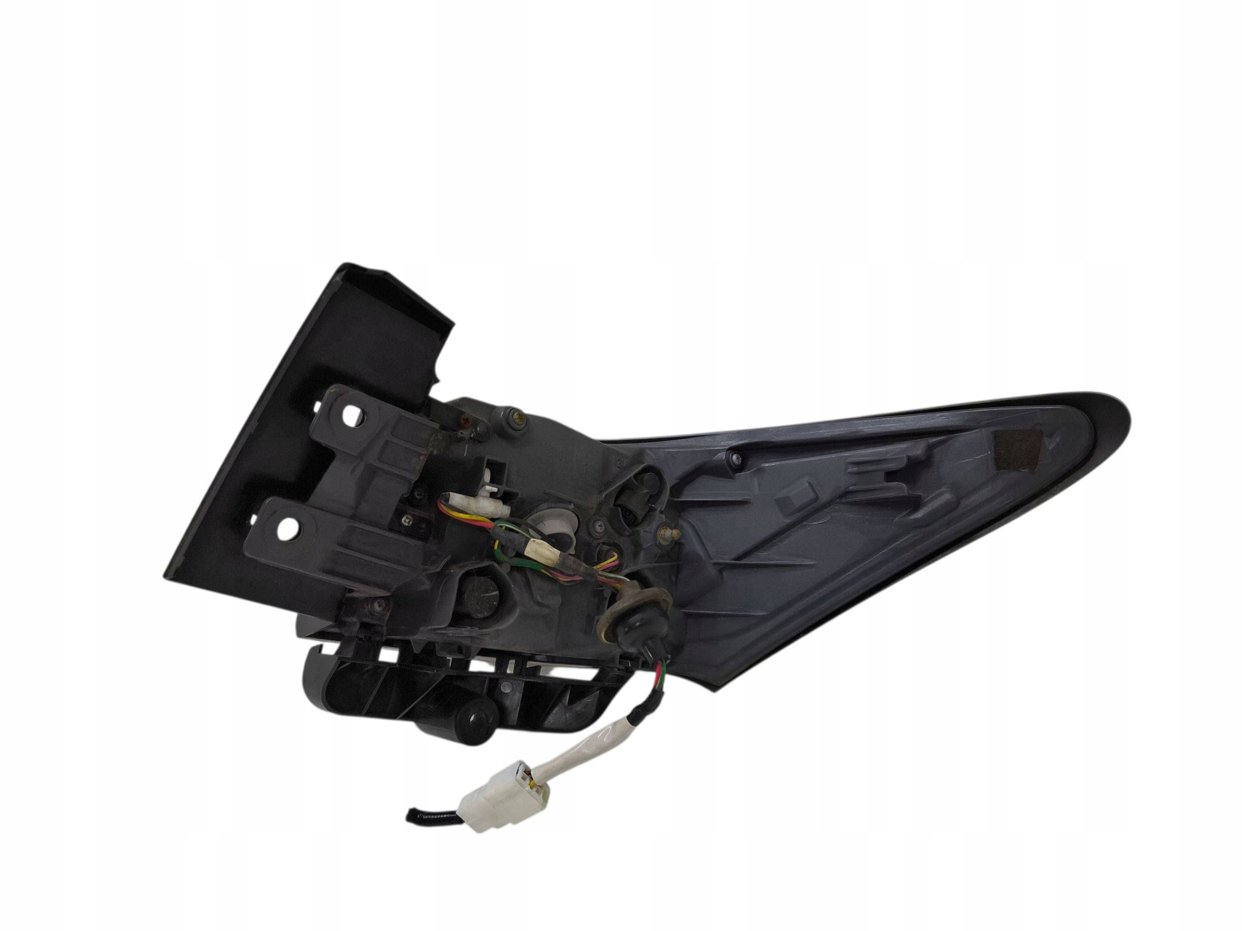 2011 lexus CT 200H фонарь E1313043