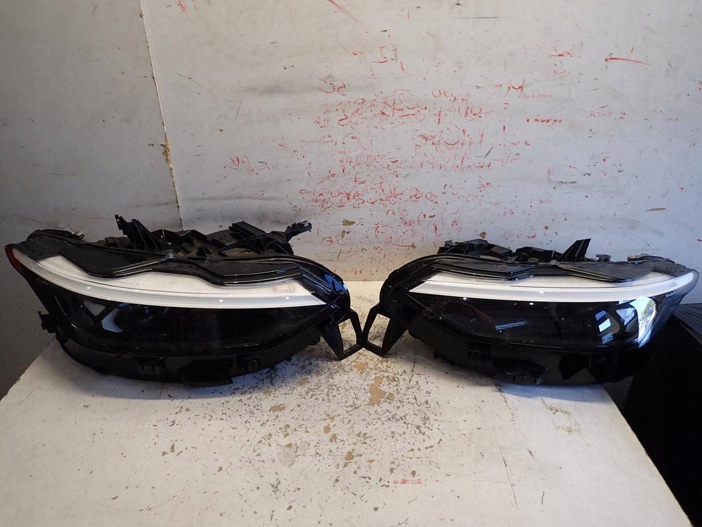 light front front left VW ID7 2023- FULL LED 14B941035B