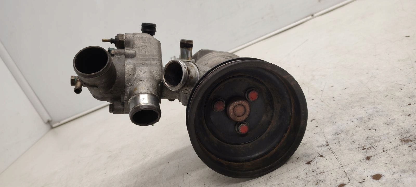 water pump Mercedes W140 3,2